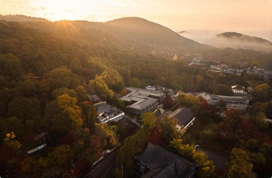 Banyan Tree Higashiyama Kyoto hillside suite with Kyoto view