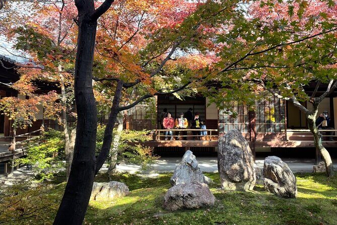 4.5-Hour Kyoto Bike Tour with Lunch and UNESCO Zen Temples - Kennin-ji: UNESCO Zen calm and that famous rock garden look