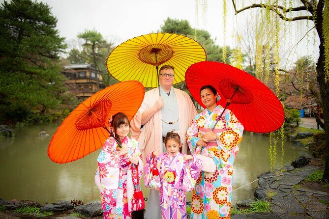 A Privately Guided Photoshoot in Beautiful Kyoto by a Pro - Meeting at Minamiza: A Simple Start, No Complicated Scavenger Hunt