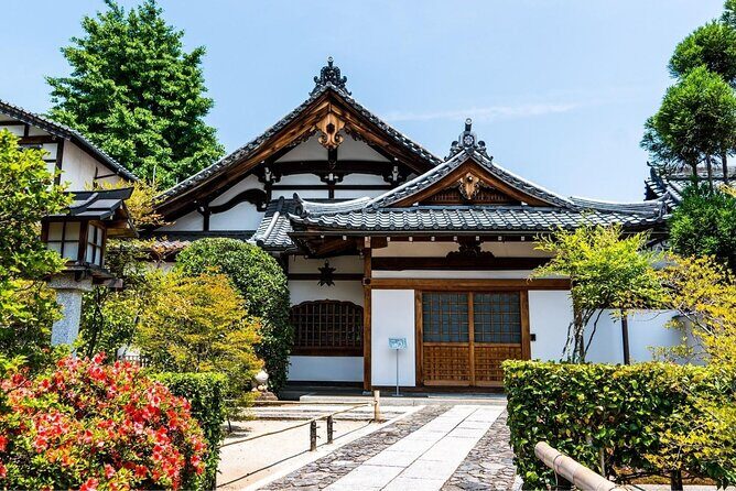 Arashiyama from Kyoto: Private & Personalized with a Local Guide - The quirky rakan temple: 1,200 faces for your imagination