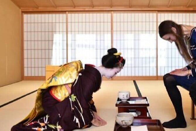 Authentic Kyoto Gion Geisha/Maiko Cultural Experience - Inside the tatami room: dance, conversation, matcha, photos