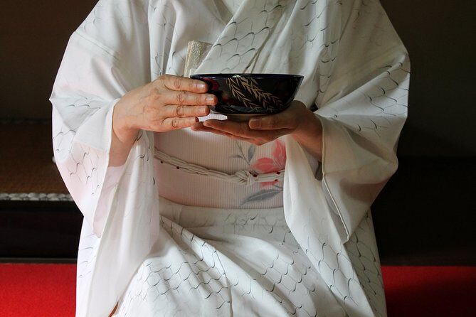 Authentic Kyoto Tea Ceremony: Camellia Flower Teahouse - The start: matcha basics, English teaching, and time for questions