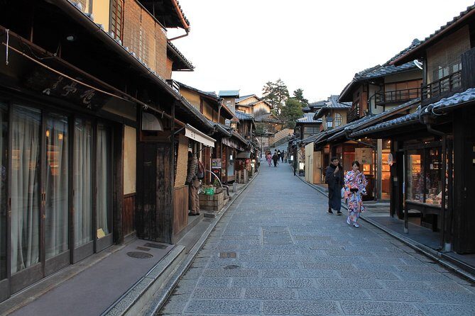 Authentic Kyoto Tea Ceremony: Camellia Flower Teahouse - Your hands-on moment: making your own bowl of frothy matcha