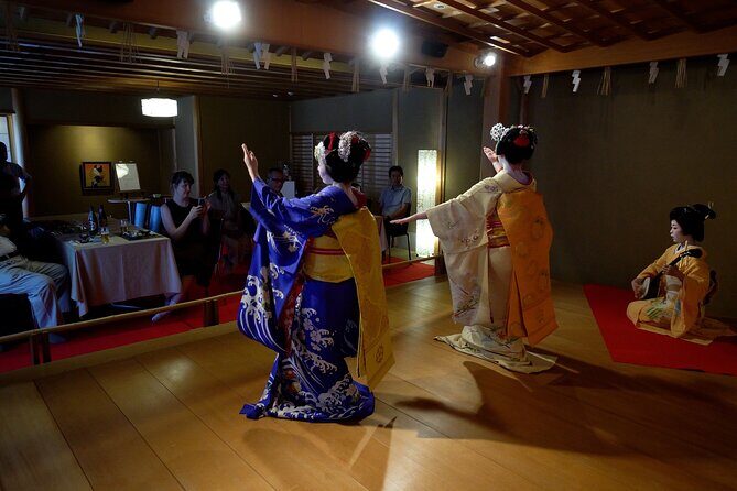 Authentic Maiko Experience＆Kyoto Dinner (Free drink) at Noh Stage - The timing and stage rules that shape your evening