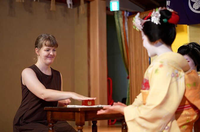 Authentic Maiko Experience＆Kyoto Dinner (Free drink) at Noh Stage - Ozashiki games on the Noh stage: the moment it turns lively