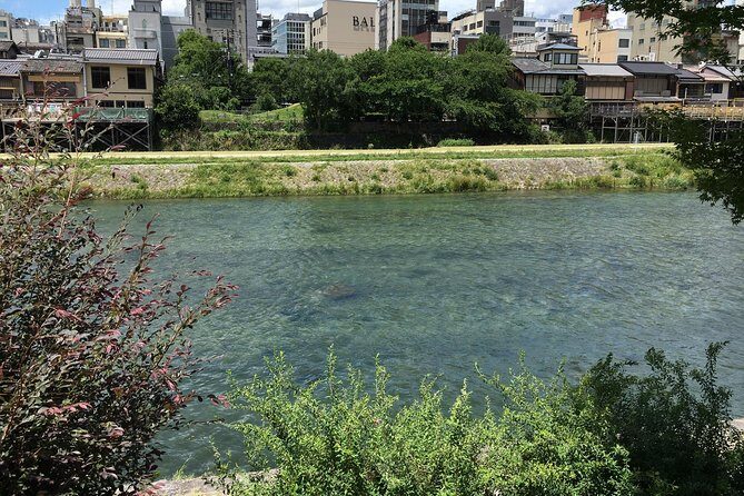 Bike Tour Exploring North Kyoto plus Lunch - Gion in Ten Minutes: How to See the Geisha District Without Stress