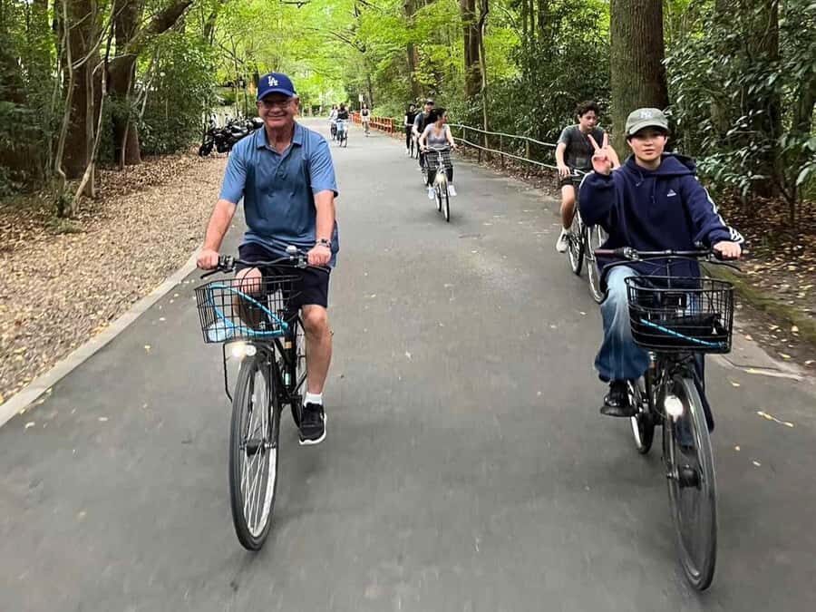 Cycle Kyoto's Hidden Gems & Gion Stroll - Meeting point clarity: how to find the tour fast