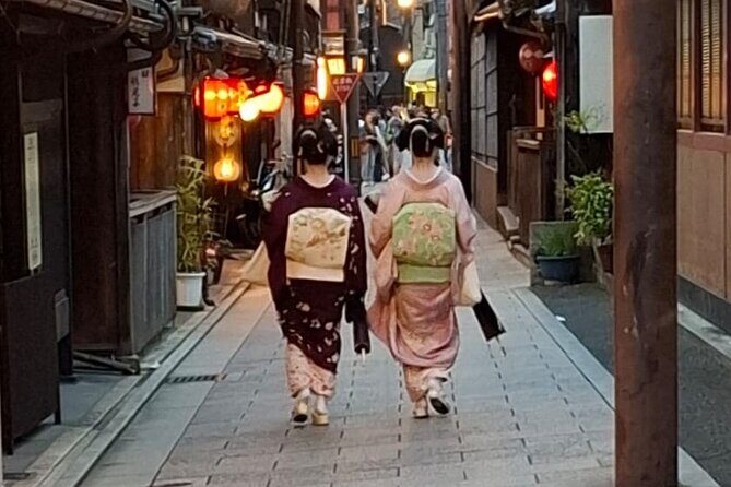 Discover Kyoto by Bike Full Day Tour - Start at Toji: UNESCO Pagoda and an Easy First Stroll