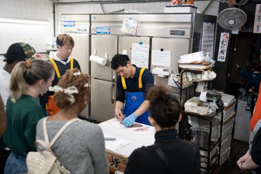 Fish cutting class - Dietary Options: Gluten-Free and Halal Soy Sauce