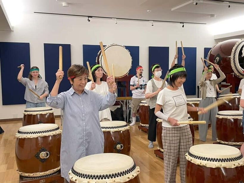From Kyoto: Japanese Drum Taiko Workshop in Osaka - Meeting at JR Kyoto Station and the quick hop to Osaka