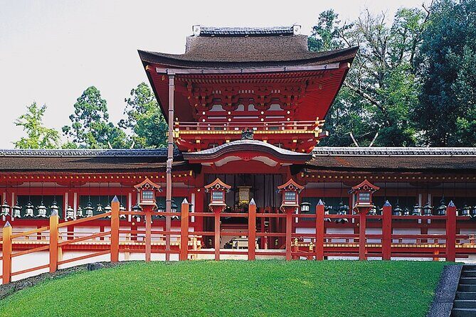 From Kyoto: Nara History Guided Half Day Bus Tour with Lunch - Kasuga Taisha: what you’ll see at the shrine (and what you won’t)