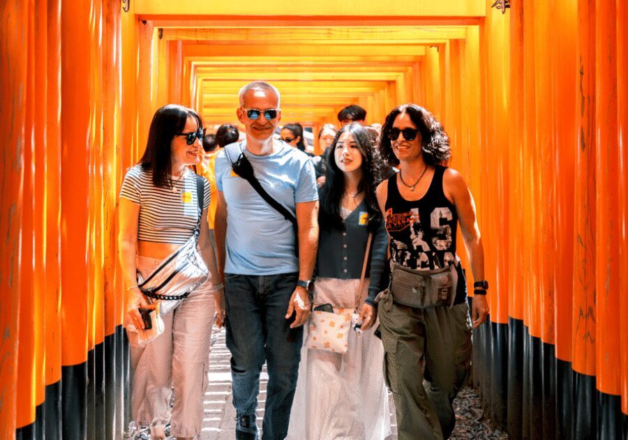 From Osaka: Sagano Train Ride and Kyoto Guided Day Tour - Fushimi Inari Shrine’s Torii Tunnel: Red Gates and Fox-Statue Details