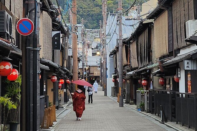 Full Day Guided Tour to Kyoto and Nara from Osaka by Van - Nandaimon Gate Walk: Why the Approach Matters