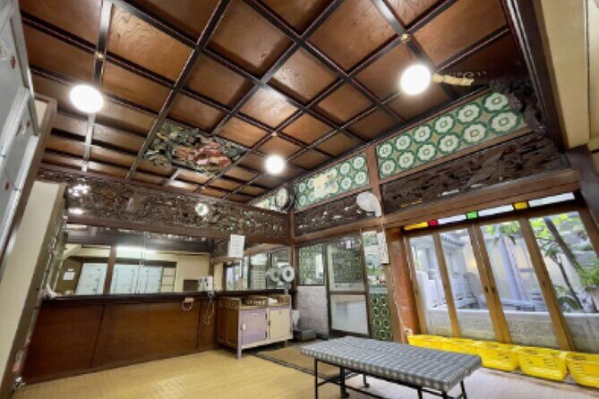 Guide tour of Japanese bathing culture at Funaoka Onsen - Sarasa Nishijin: a cafe with bathhouse DNA