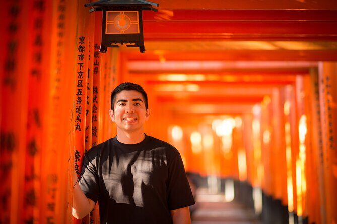 Guided Photoshoot of Fushimi Inari Shrine and Secret Bamboo Grove - Stop 1: the shrine approach, fox statues, and guided candid poses