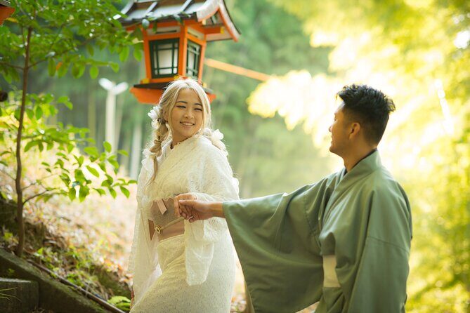 Guided Photoshoot of Fushimi Inari Shrine and Secret Bamboo Grove - Meeting Hugh Dornan and getting comfortable fast