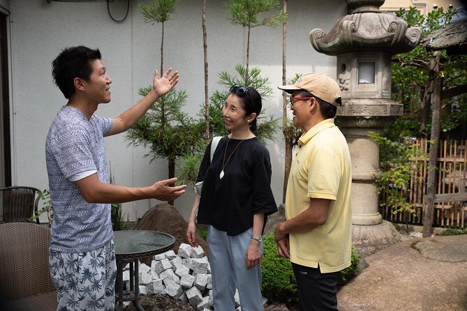 Highlights & Hidden Gems With Locals: Best of Kyoto Private Tour - Yasaka Shrine stop 1: Asuka-era Hokanji connection
