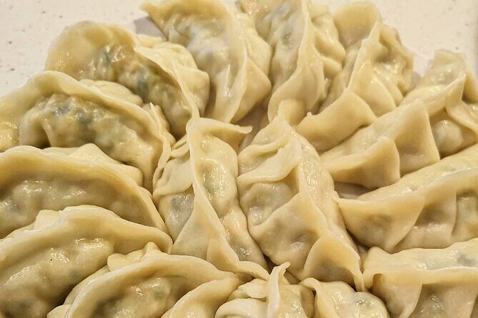 Home style Ramen and Homemade Gyoza in Kyoto - A Real Kyoto Kitchen Flow (From Meeting to Eating)