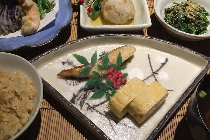 Izakaya Style Cooking Class - Dinner on Your Own Plates: Eat, Taste, Adjust