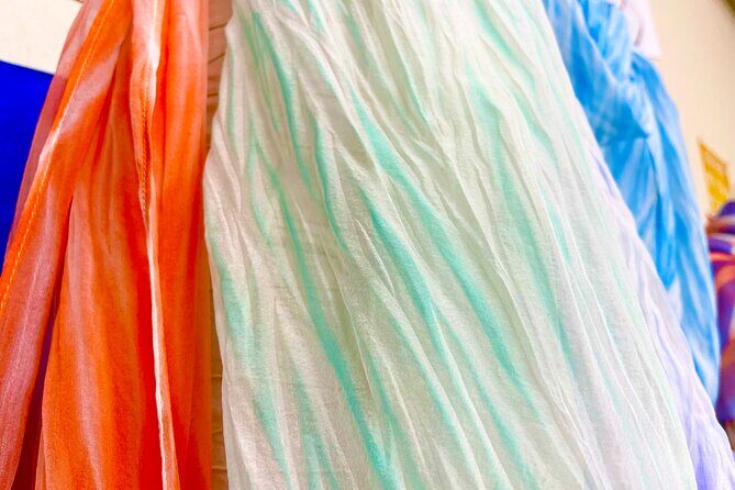 Kyo-arashi Shibori Scarf Class - While it dries: museum browsing and trying on a kimono