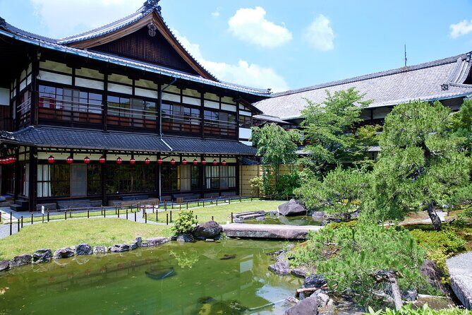 Kyomai Dance by Maiko Geiko and Visits of Gion Art Museum Kyoto - Photo Rules and Shoe-Off Reality Check