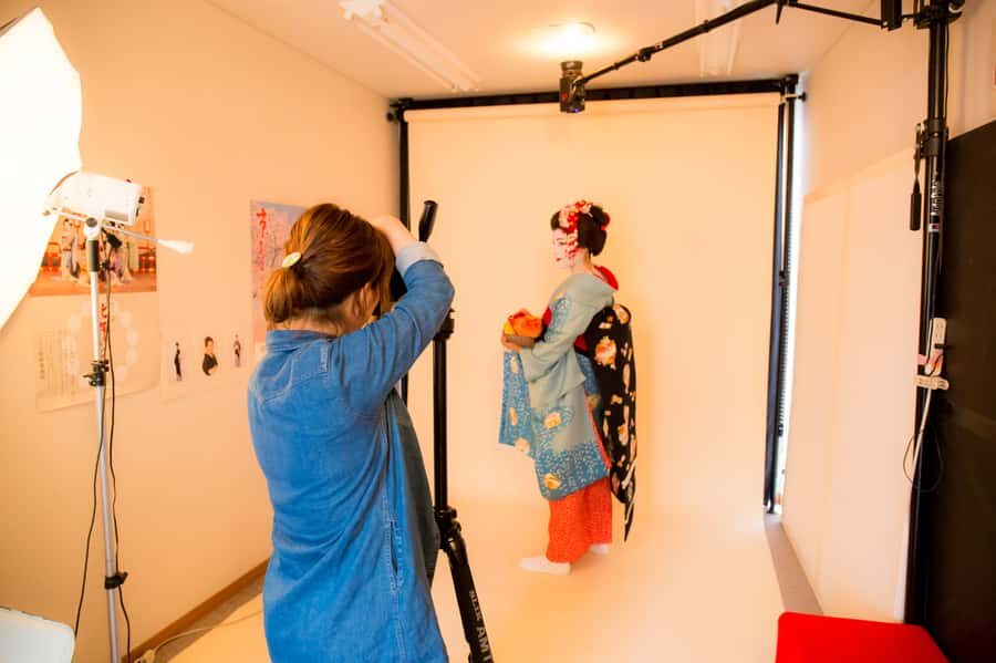 Kyoto: 2-Hour Maiko Makeover and Photo Studio Shoot - Should You Book This Kyoto Maiko Makeover?