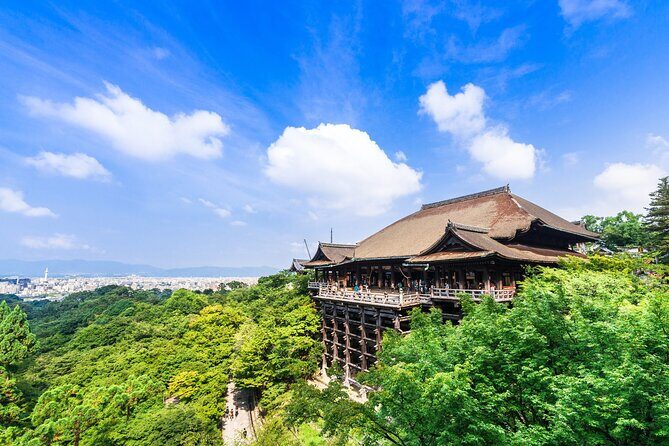Kyoto 6hr Instagram Highlights Private Tour with Licensed Guide - Kiyomizudera and Yasaka Shrine: temples that work for first-timers