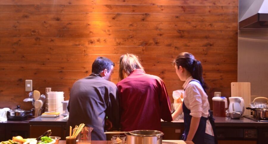 Kyoto: Afternoon Japanese Izakaya Cooking Class - The 3-Hour Flow: Cook, Eat, Cook Again
