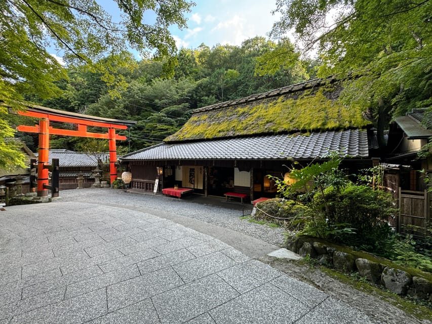 Kyoto: Avoid the Crowds at the Hidden Gems of Arashiyama - Adashino Nenbutsu-ji: 8,000 stone images and pagodas