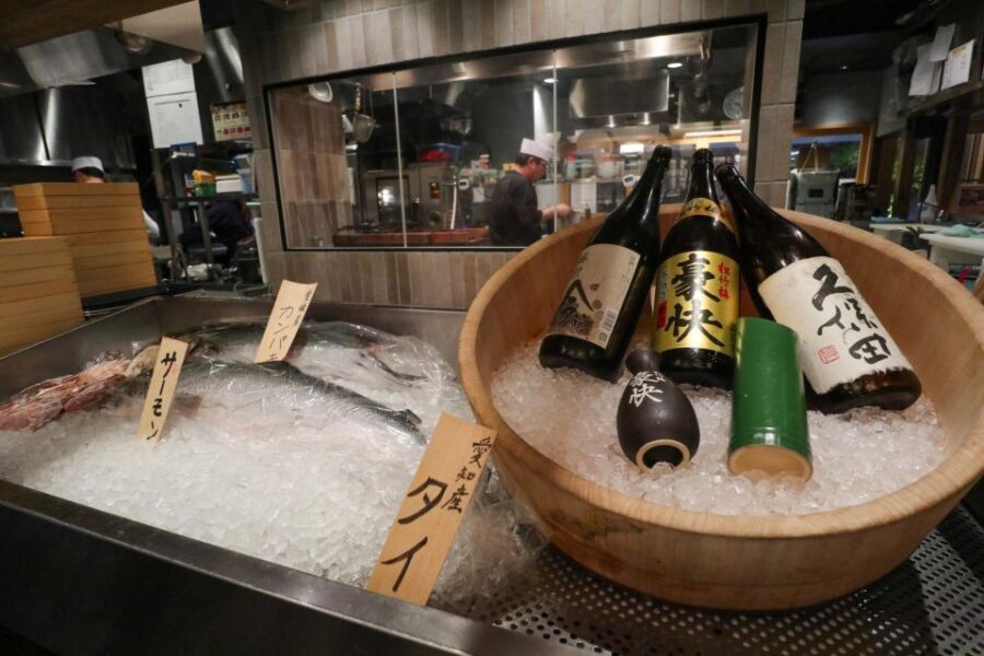 Kyoto : Bar Hopping Tour in Pontocho Alley at Night - Drinking the Kyoto Way: Beer, Sake, and Shochu Choices