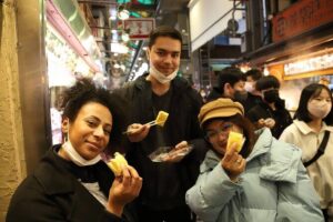 Kyoto Customized Private Tour: See Top Attractions in 1 Day - Meeting your guide and shaping the route from the hotel lobby