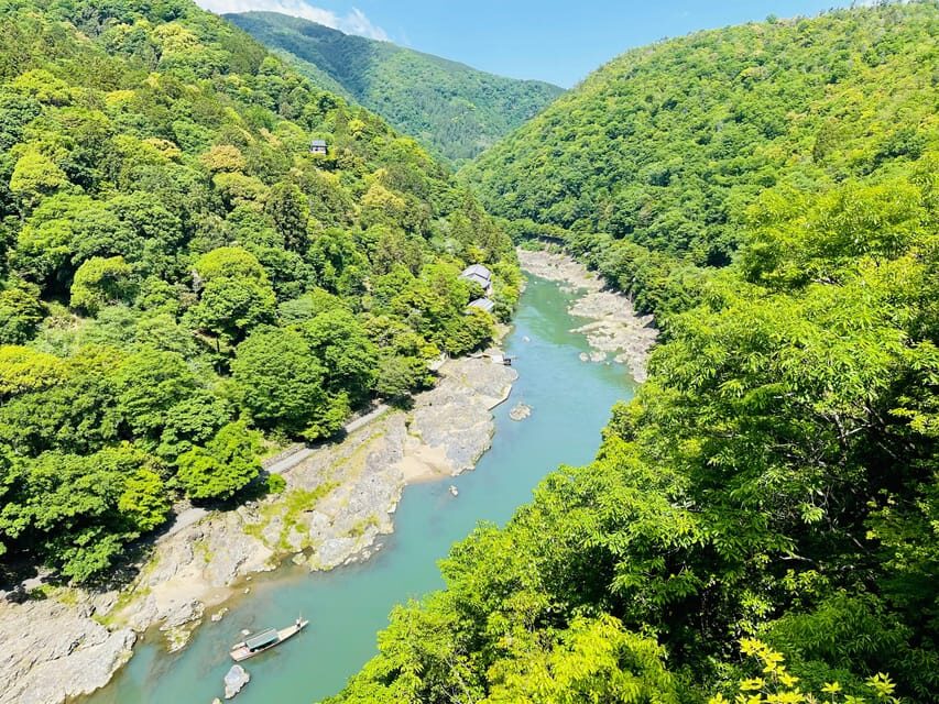 Kyoto Day Tour with Certified Tour Guide & Luxury vehicle - Guides and drivers: what “private” really means in practice