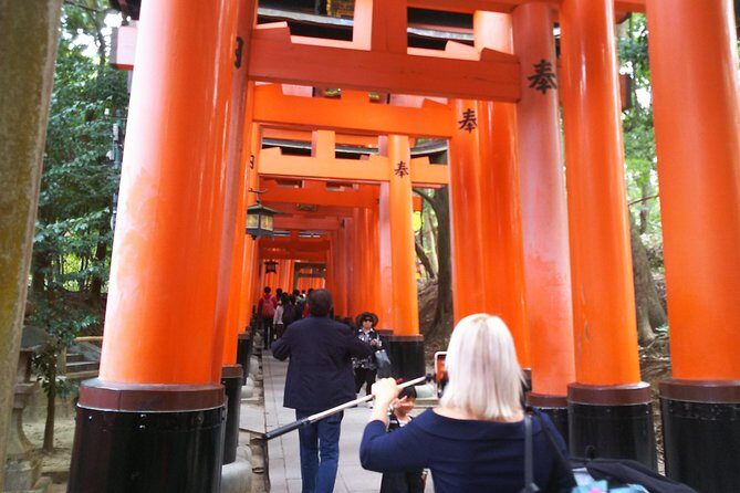 Kyoto Early Bird Walking Tour - Start at Kyoto Station and head straight for Fushimi Inari’s torii tunnel