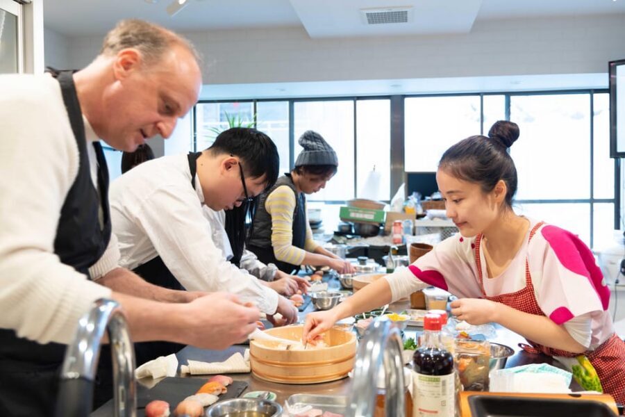 Kyoto: Enjoy Sushi & Market Tour! Best for Family & Couple! - Vinegar Rice, Dashi, and Miso Soup: The Kyoto Flavor Engine