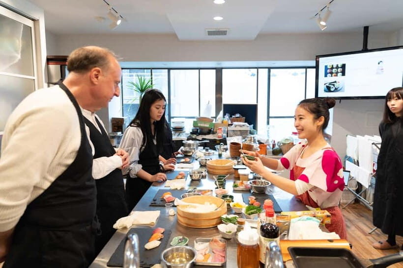 Kyoto: Enjoy Sushi & Market Tour! Best for Family & Couple! - Who This Kyoto Sushi & Market Tour Fits Best