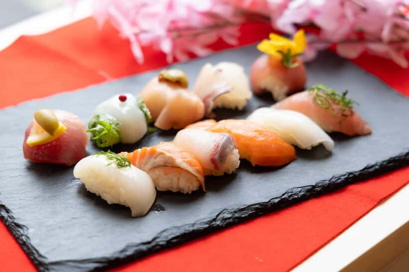 Kyoto: Enjoy Sushi & Market Tour! Best for Family & Couple! - Nishiki Market: Choosing Fish Before You Shape Sushi