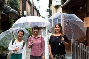 Kyoto Foodie Night Tour - Nishiki Market at sample pace, not souvenir pace
