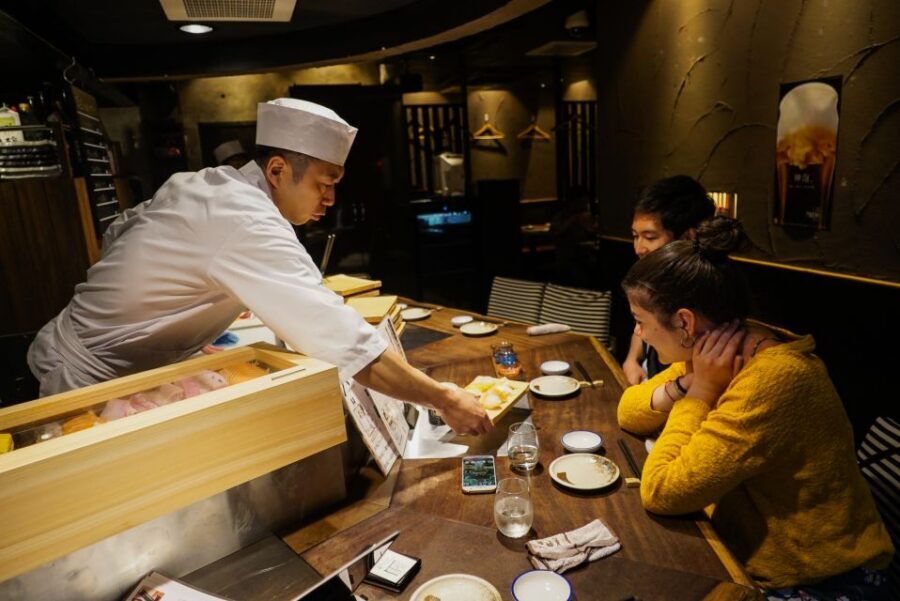 Kyoto: Foodie Night Tour in Gion with 9 dishes + 6 Sake - Stop one: seasoned Kyoto comfort food in a traditional dining room