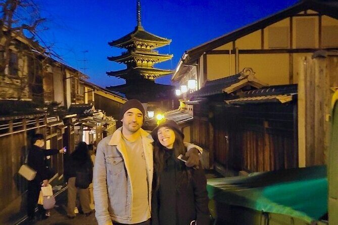 Kyoto Full Course Tour: Explore 10 Must-See Sights & Hidden Gems - Kiyomizu-zaka and Sanneizaka: the street Kyoto you can actually spend time in