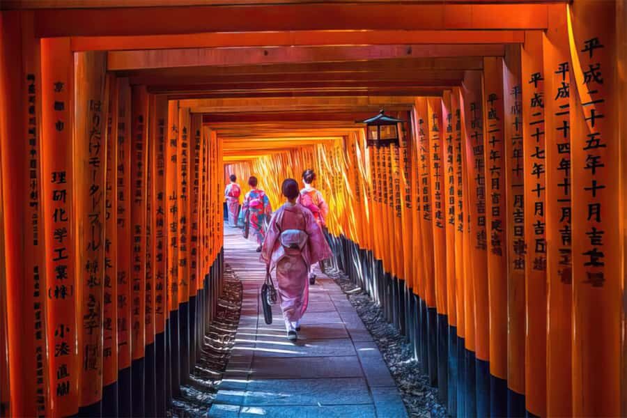 Kyoto: Fushimi, Arashiyama - Bamboo, Monkey, Torii & Secrets - Tenryu-ji Zen garden: your calm break with a reason to slow down