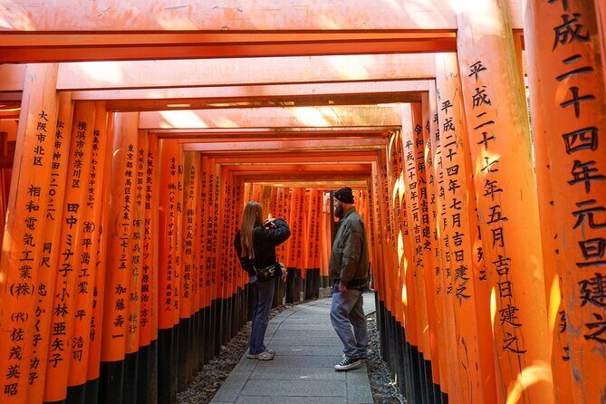 Kyoto: Fushimi Inari Hidden Hike (Private) - Approaching the main shrine area without the usual scramble