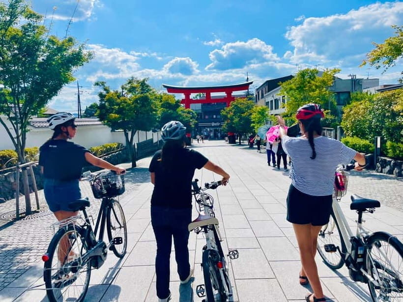Kyoto: Fushimi Inari Shrine and Tofukuji Temple E-Bike Tour - Safety, Pace, and Who Should Join This E-Bike Day