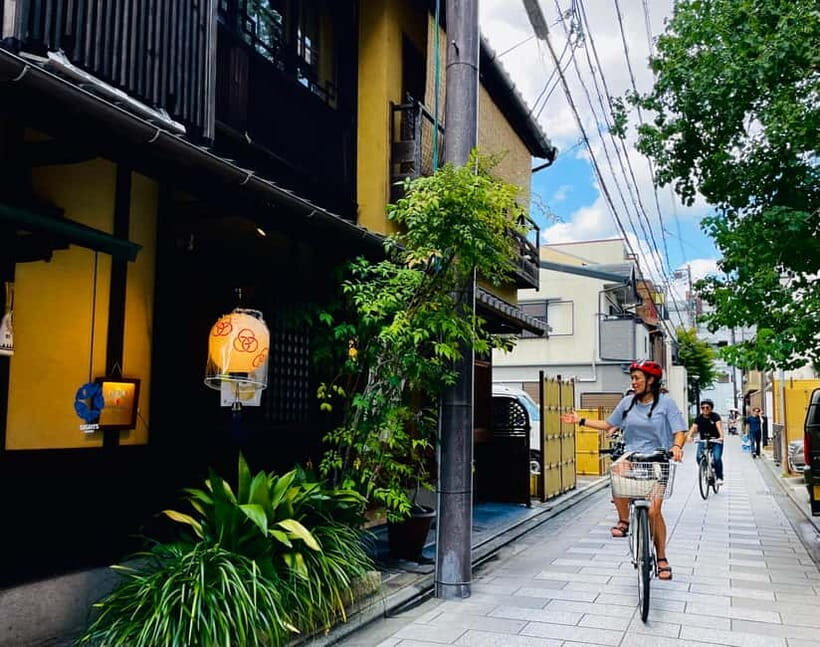Kyoto: Fushimi Inari Shrine and Tofukuji Temple E-Bike Tour - Meet at Pedal Adventure Kyoto and Get Your Riding Rhythm