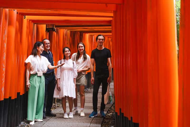 Kyoto: Fushimi Inari Taisha Shrine Walking Tour with Guide - Getting to Fushimi Inari by eco-friendly public transport
