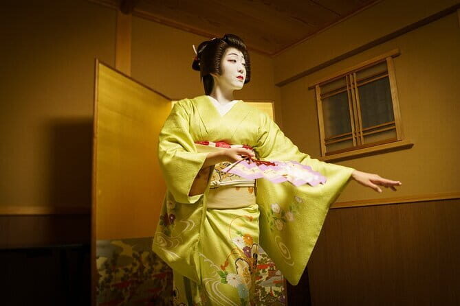 Kyoto: Geisha Dinner & Gion Cultural Walk - Gion at night: why this dinner walk works