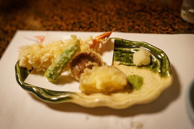 Kyoto: Geisha Dinner & Gion Cultural Walk - Starting point at Cacao Market: your quick orientation moment