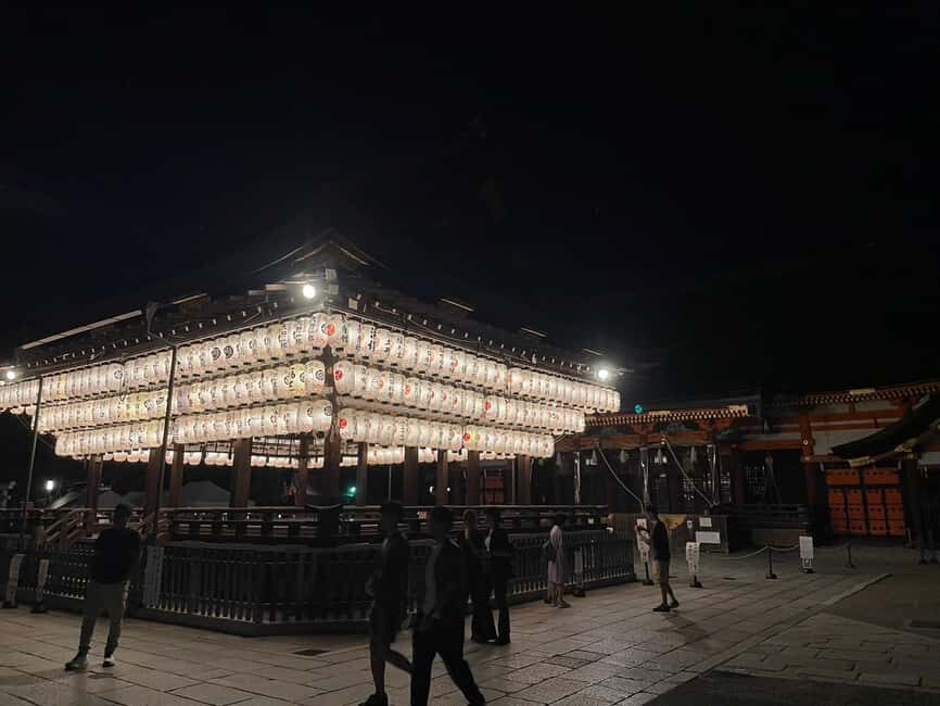 Kyoto: Gion & Geisha District Night Time Walking Tour - Hanamikoji Street: geiko and maiko culture, explained with respect