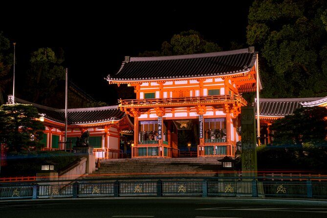 Kyoto: Gion Geisha District & Sake-in-Hand Walking Tour - Gion’s Narrow Lanes and Hanamikoji Street: The Real “You Are Here” Moment
