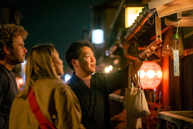 Kyoto: Gion Geisha District & Sake-in-Hand Walking Tour - Hokan-ji Temple (Yasaka Pagoda): Kyoto’s Five-Story Icon