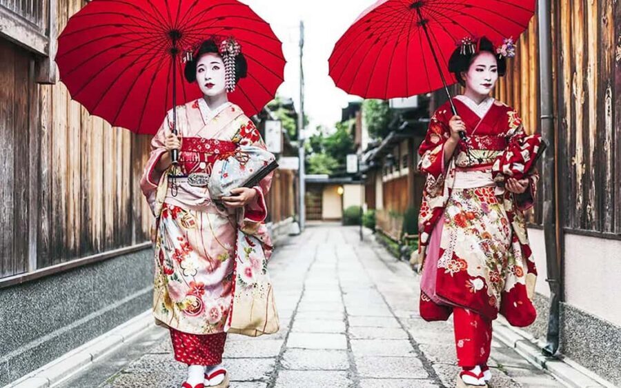 Kyoto: Gion Hidden Gems & Geisha Culture Tour - Key things you’ll notice